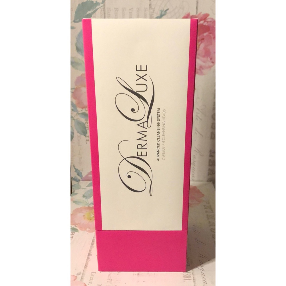 Dermaluxe Advanced Cleansing Brush New